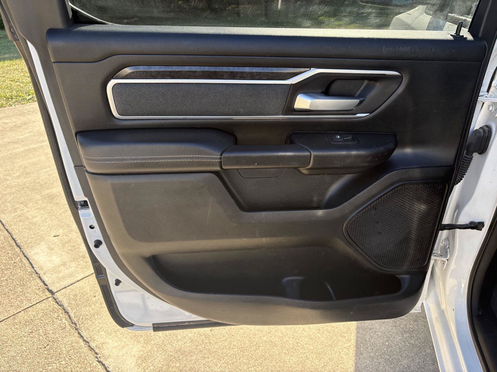 Used 2022 RAM 1500 Big Horn AWD/4WD image 13