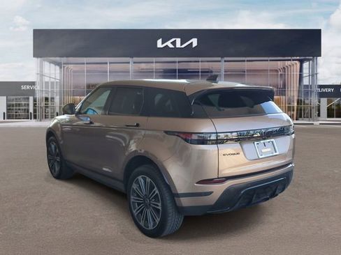 Used 2026 Land Rover Range Rover Evoque S AWD/4WD image 4