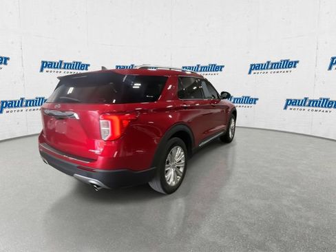 Used 2021 Ford Explorer Limited w/ Equipment Group 301A AWD/4WD image 11