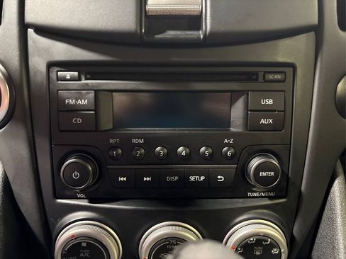 Used 2020 Nissan 370Z Coupe RWD image 22