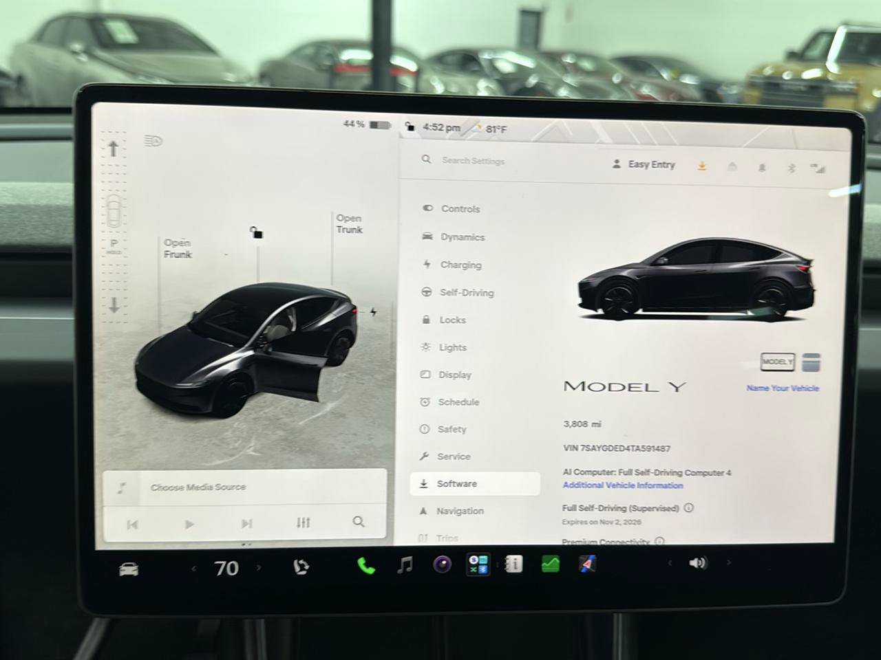 Used 2026 Tesla Model Y 2WD image 23