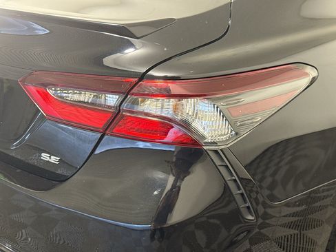 Used 2023 Toyota Camry SE FWD image 33