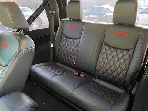 Used 2013 Jeep Wrangler Sport image 13