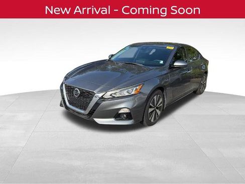 Certified 2019 Nissan Altima 2.5 SV FWD image 2