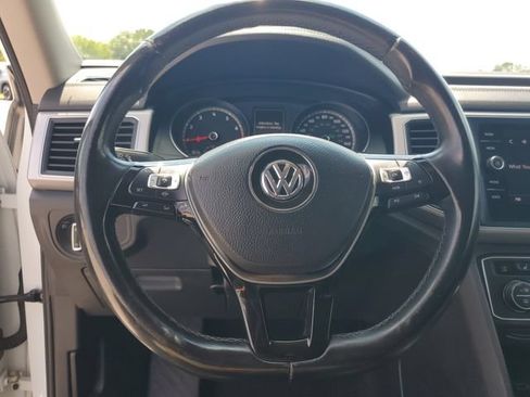 Used 2019 Volkswagen Atlas SE FWD image 17