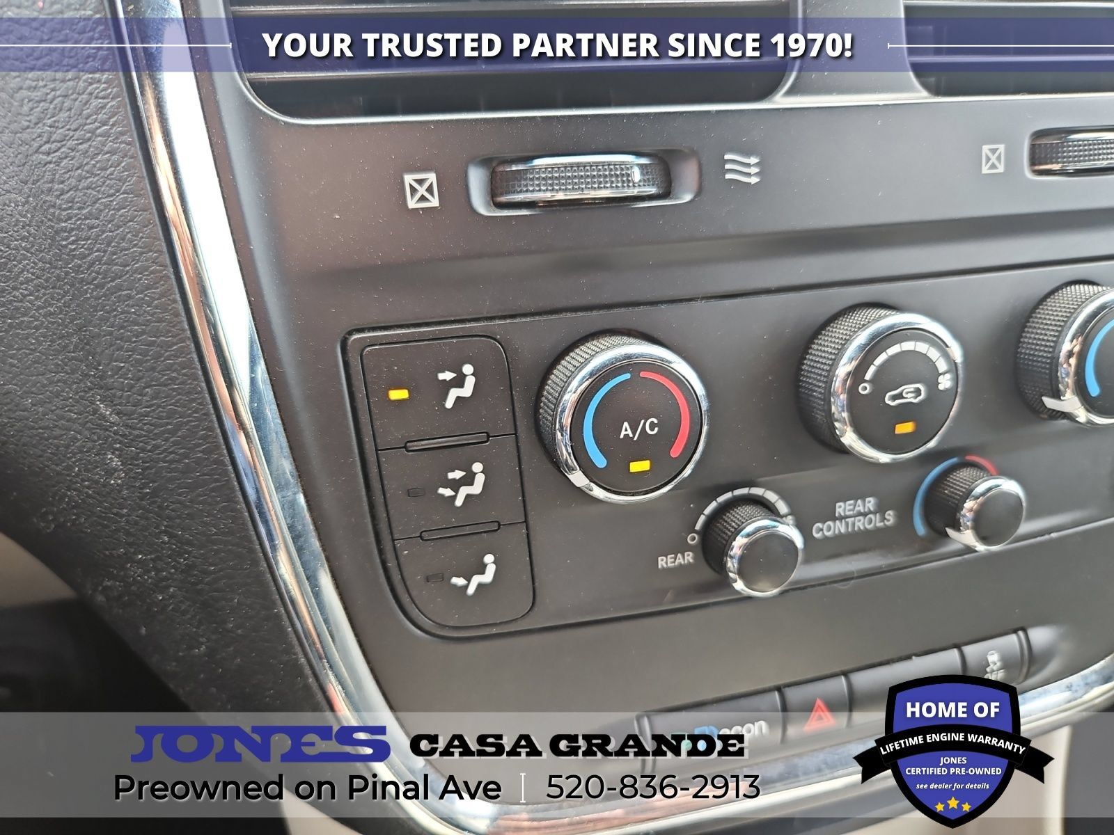 Used 2017 Dodge Grand Caravan SXT FWD image 16