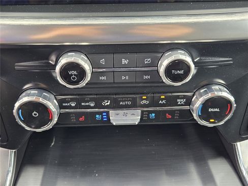 Used 2023 Ford F150 Lariat w/ Equipment Group 502A High AWD/4WD image 18