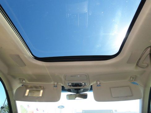 Certified 2023 Lincoln Aviator Reserve w/ Equipment Group 201A image 22