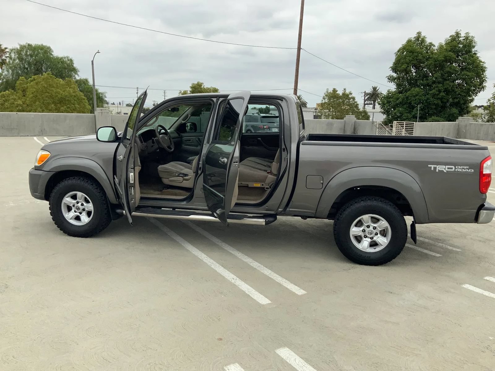 Used 2006 Toyota Tundra SR5 w/ TRD Off-Road Pkg RWD image 18