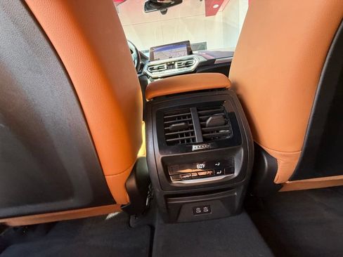 Used 2022 BMW X4 xDrive30i AWD/4WD image 27
