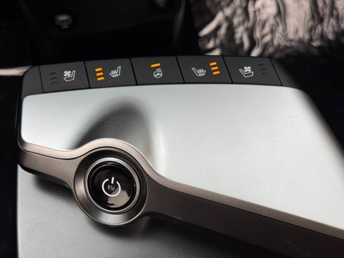 Used 2023 Kia EV6 Wind w/ Wind Technology Package image 27