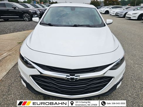 Used 2021 Chevrolet Malibu RS FWD image 9