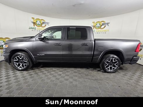 Used 2025 RAM 1500 Laramie AWD/4WD image 6