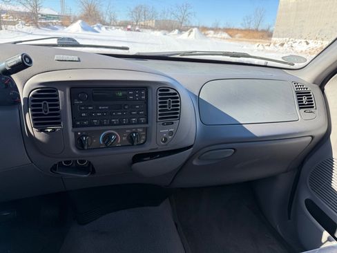 Used 2000 Ford F150 2WD SuperCab image 13