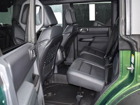 New 2025 Ford Bronco Badlands image 12