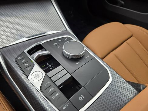 Certified 2025 BMW 330i xDrive Sedan w/ Premium Package image 21