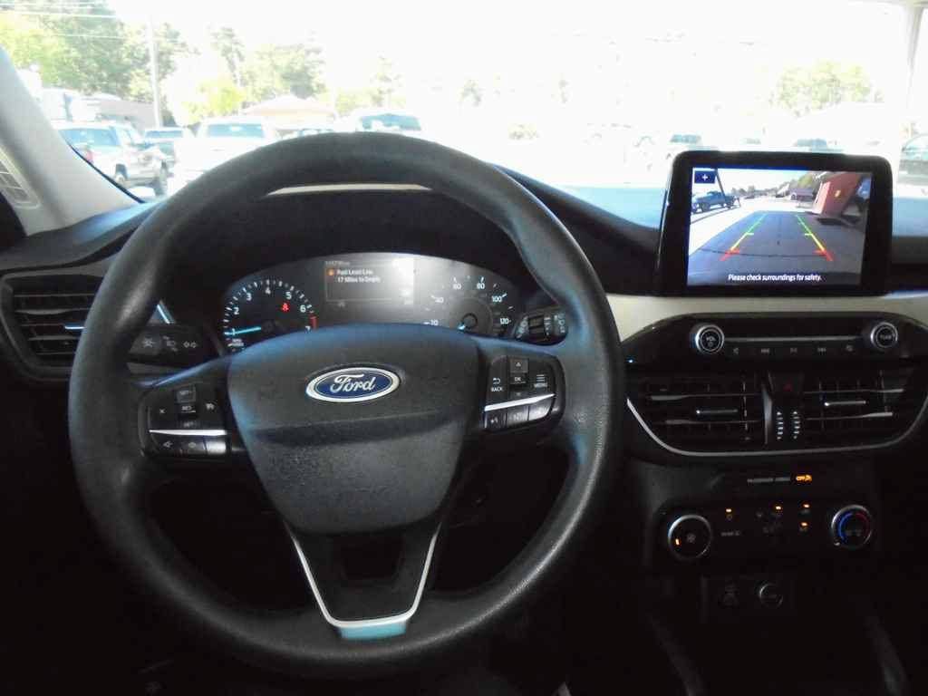 Used 2021 Ford Escape SE FWD image 6