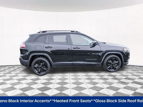 Used 2019 Jeep Cherokee Latitude Plus FWD image 13