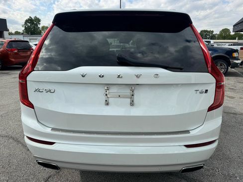Used 2018 Volvo XC90 T6 Momentum w/ Convenience Package AWD/4WD image 5