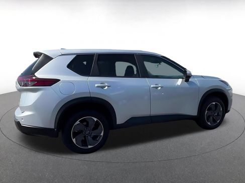 Used 2025 Nissan Rogue SV FWD image 15