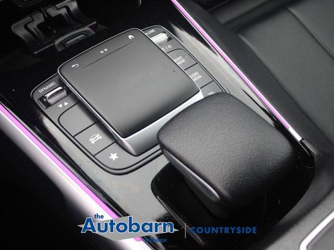 Used 2023 Mercedes-Benz GLB 250 4MATIC w/ Premium Package image 19