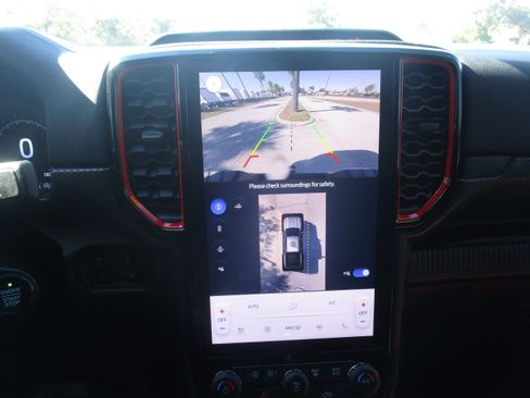 Certified 2025 Ford Ranger Raptor image 18