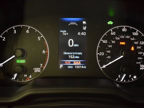 Used 2025 Toyota Corolla LE FWD image 16