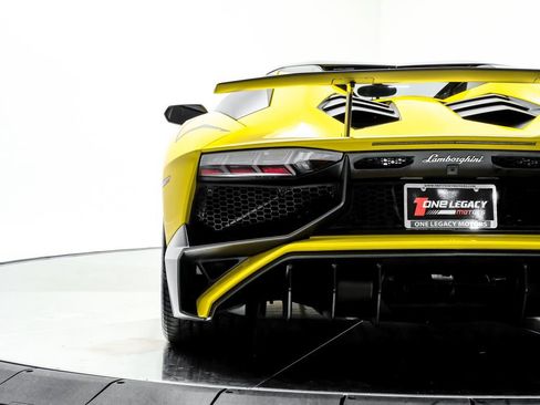 Used 2017 Lamborghini Aventador LP 750-4 Superveloce AWD/4WD image 41