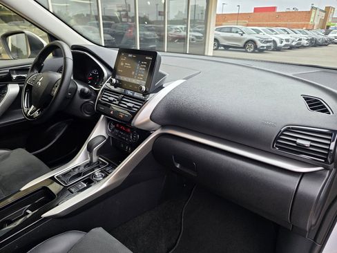 Used 2024 Mitsubishi Eclipse Cross SEL image 18