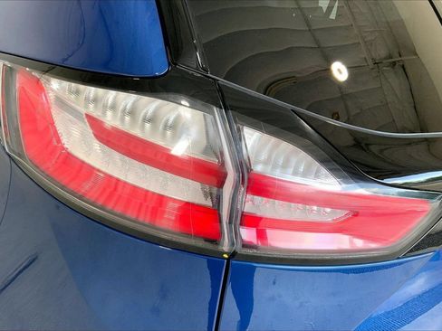 Used 2022 Ford Edge SEL w/ Convenience Package AWD/4WD image 29