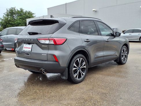 Used 2022 Ford Escape SE w/ SE Sport Appearance Package AWD/4WD image 24