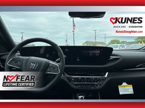 New 2025 Buick Envista Avenir image 49