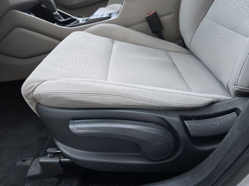 Used 2019 Hyundai Tucson SE AWD/4WD image 19