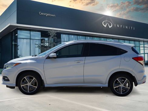 Used 2020 Honda HR-V Touring image 6