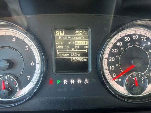 Used 2022 RAM 1500 Tradesman w/ Chrome Appearance Group image 20