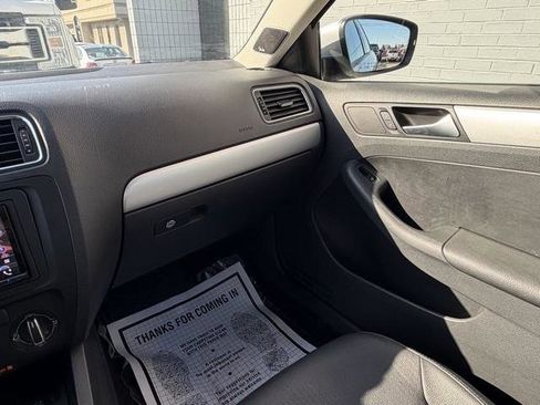 Used 2012 Volkswagen Jetta TDI image 21