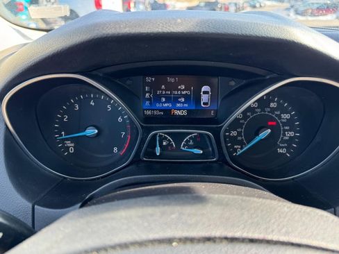 Used 2017 Ford Focus SEL image 22