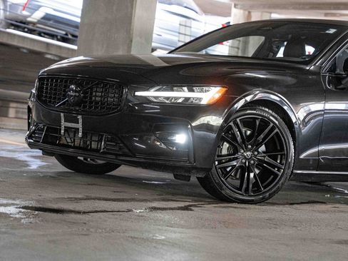 Certified 2024 Volvo S60 B5 Plus FWD image 2