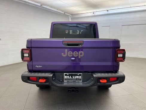 New 2026 Jeep Gladiator Mojave image 4