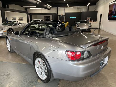 Used 2001 Honda S2000 image 10