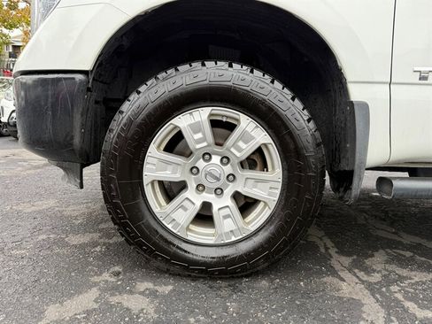 Used 2017 Nissan Titan S image 9