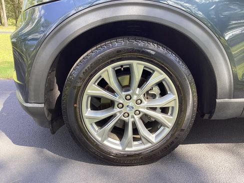 Used 2023 Ford Explorer XLT w/ Equipment Group 202A RWD image 9
