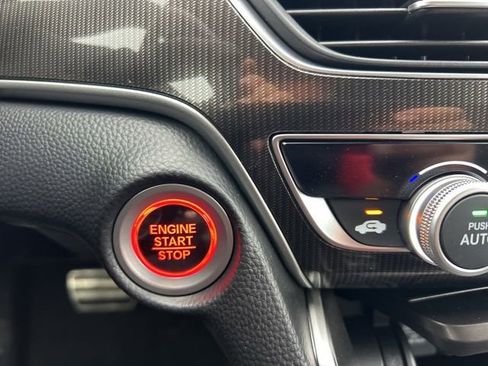 Used 2022 Honda Accord Sport image 16