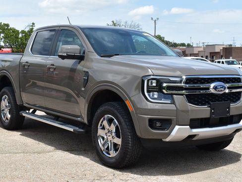 Certified 2025 Ford Ranger Lariat w/ Advanced Towing Package AWD/4WD image 3