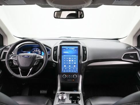 Certified 2024 Ford Edge SEL w/ Convenience Package AWD/4WD image 14