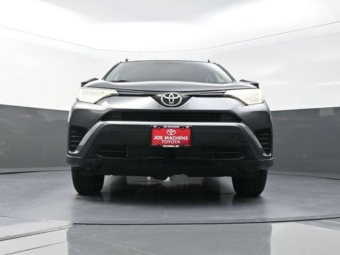 Used 2016 Toyota RAV4 LE FWD image 31