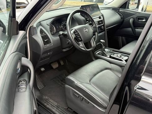 Used 2024 Nissan Armada SV image 9