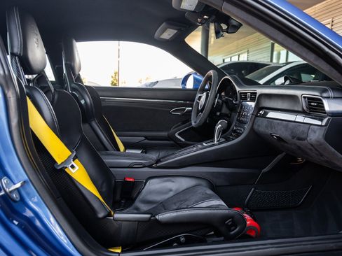 Certified 2018 Porsche 911 GT3 image 45