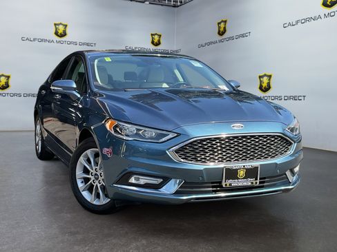 Used 2018 Ford Fusion Energi Platinum image 3