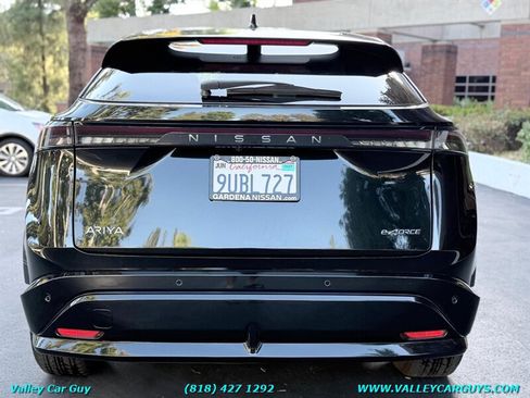 Used 2025 Nissan Ariya AWD image 5